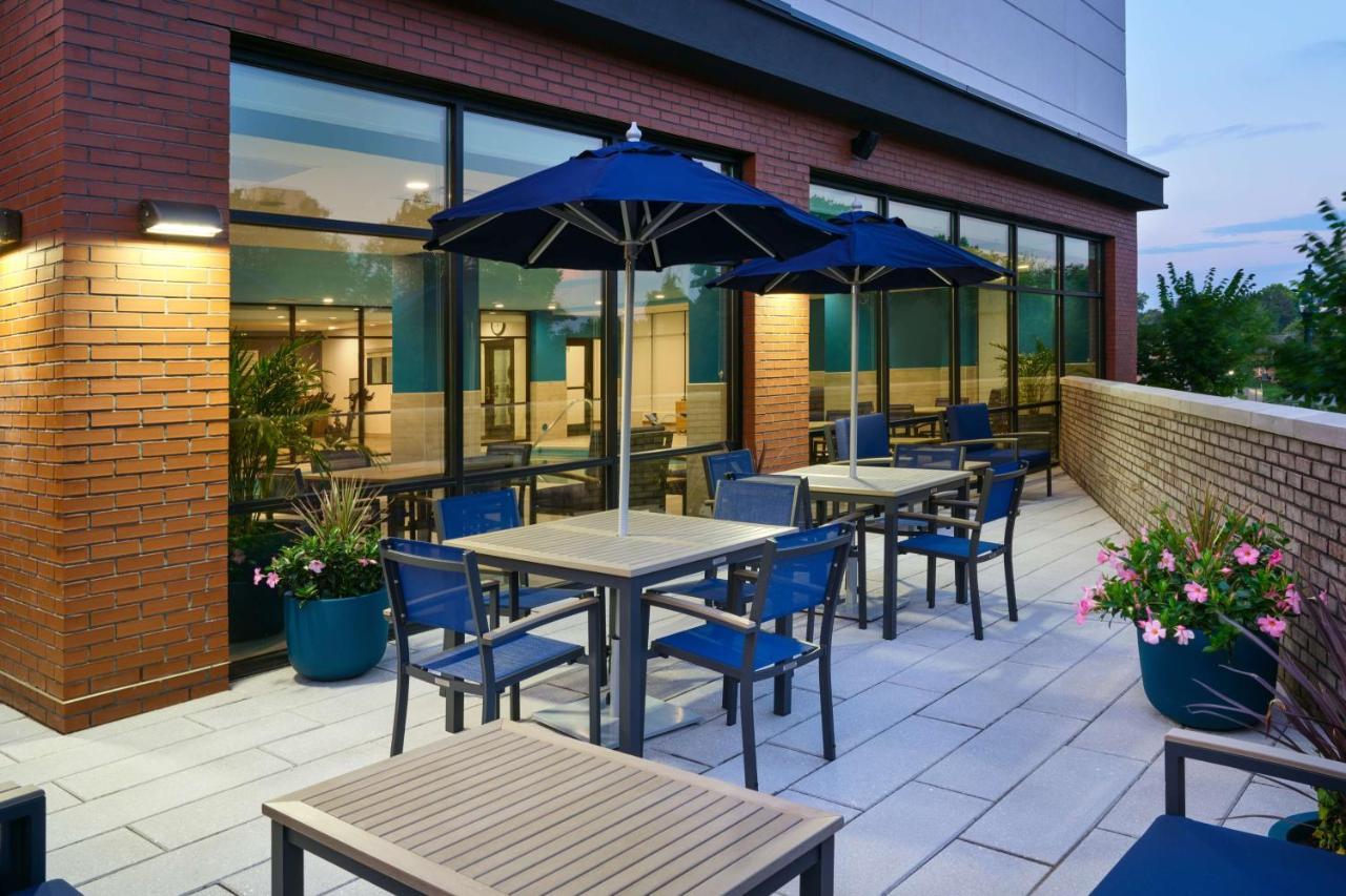 Hampton Inn Towson Downtown Exterior foto