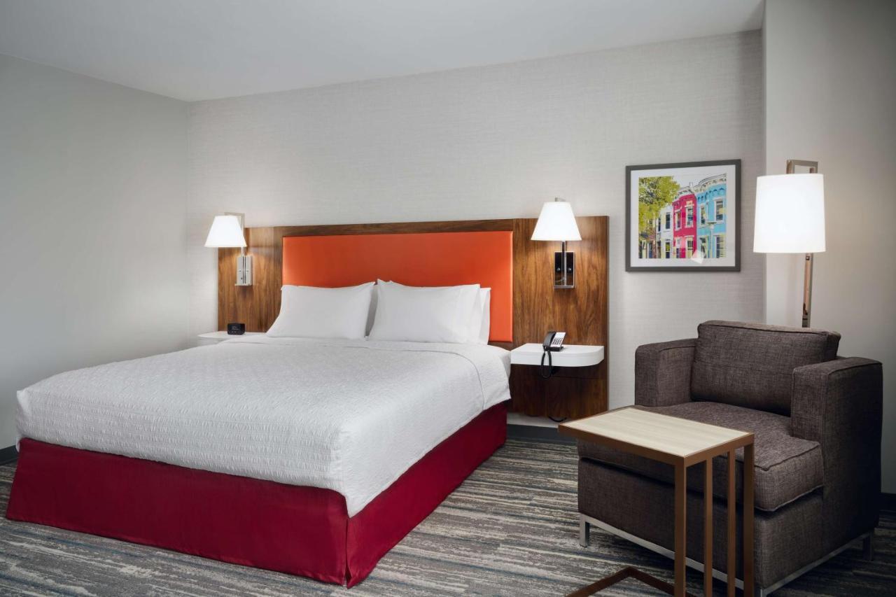 Hampton Inn Towson Downtown Exterior foto